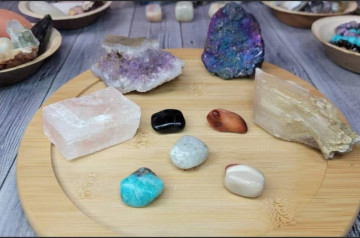 Đá phong thủy là gì? Cách chọn, ứng dụng và công dụng mang tài lộc Đá phong thủy là gì? Cách chọn, ứng dụng và công dụng mang tài lộc