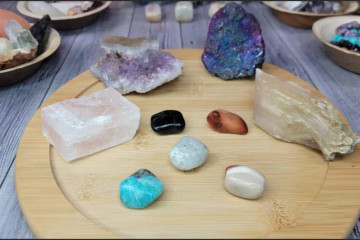 Đá Garnet là gì thông tin chi tiết, nguồn gốc, công dụng và ứng dụng trong cuộc sống Đá Garnet là gì thông tin chi tiết, nguồn gốc, công dụng và ứng dụng trong cuộc sống