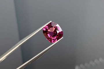 Đá Tourmaline Hồng là gì, đặc tính, nguồn gốc và cách dùng cho đúng? Đá Tourmaline Hồng là gì, đặc tính, nguồn gốc và cách dùng cho đúng?