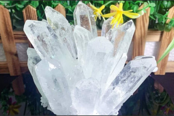 Đá Ngọc Bích là gì thông tin chi tiết, nguồn gốc, công dụng và ứng dụng trong cuộc sống Đá Ngọc Bích là gì thông tin chi tiết, nguồn gốc, công dụng và ứng dụng trong cuộc sống