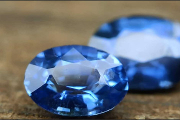 Đá Sapphire là gì? chi tiết nguồn gốc, công dụng và ứng dụng trong cuộc sống
