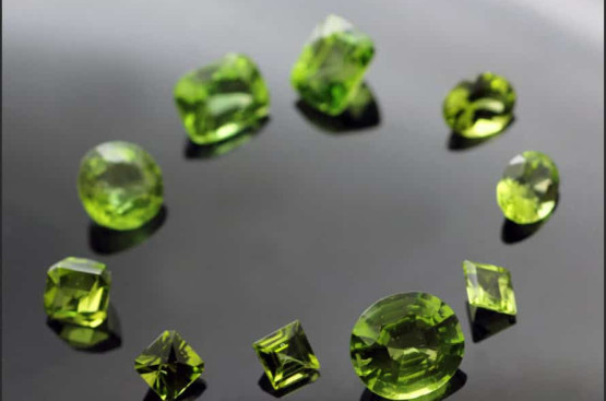 Ý nghĩa của đá Peridot trong đời sống và sức khỏe, yếu tố ảnh hưởng đến giá đá Peridot Ý nghĩa của đá Peridot trong đời sống và sức khỏe, yếu tố ảnh hưởng đến giá đá Peridot
