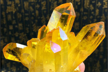 Giá đá Thạch Anh Vàng tự nhiên bao nhiêu? Hướng dẫn chọn đá Thạch Anh chất lượng và đẹp nhất Giá đá Thạch Anh Vàng tự nhiên bao nhiêu? Hướng dẫn chọn đá Thạch Anh chất lượng và đẹp nhất