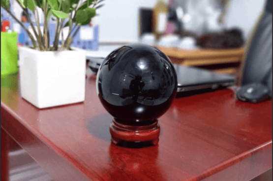 Công dụng và ý nghĩa quả cầu Thạch anh đen Công dụng và ý nghĩa quả cầu Thạch anh đen