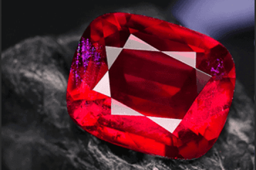 So sánh cấu trúc Ruby và Spinel, điều gì tạo nên độ cứng khác nhau? So sánh cấu trúc Ruby và Spinel, điều gì tạo nên độ cứng khác nhau?