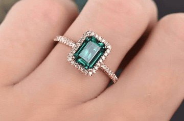 Siêu phẩm mẫu nhẫn ngọc lục bảo nữ đẹp 2025 làm say lòng phái đẹp Siêu phẩm mẫu nhẫn ngọc lục bảo nữ đẹp 2025 làm say lòng phái đẹp