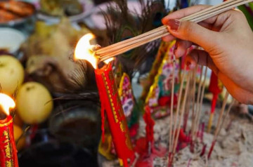 Cúng tam tai đúng cách: Hướng dẫn chi tiết giải hạn an toàn năm 2025 Cúng tam tai đúng cách: Hướng dẫn chi tiết giải hạn an toàn năm 2025