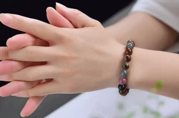 Sự thật về vòng tay đá Tourmaline – Vì sao được mọi người ưa chuộng hiện nay? Sự thật về vòng tay đá Tourmaline – Vì sao được mọi người ưa chuộng hiện nay?