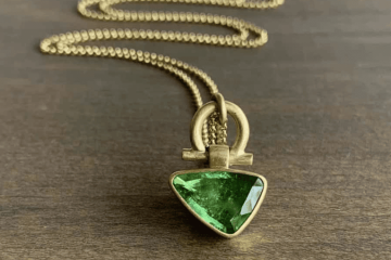 Ý nghĩa và tác dụng đá thạch anh vàng: Kho báu phong thủy thu hút tài lộc Ý nghĩa và tác dụng đá thạch anh vàng: Kho báu phong thủy thu hút tài lộc