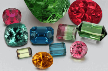 Đá Tourmaline có tác dụng gì – Những lợi ích năng lượng giúp cải thiện giấc ngủ và tinh thần Đá Tourmaline có tác dụng gì – Những lợi ích năng lượng giúp cải thiện giấc ngủ và tinh thần