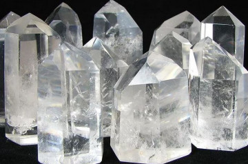 Đá thạch anh trắng hợp mệnh gì? Cách chọn và sử dụng đúng chuẩn phong thủy Đá thạch anh trắng hợp mệnh gì? Cách chọn và sử dụng đúng chuẩn phong thủy