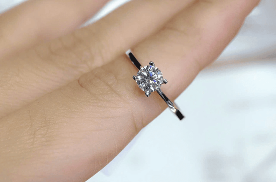 Top 5 mẫu nhẫn Moissanite nữ được ưa chuộng nhất – Sang trọng và thời thượng Top 5 mẫu nhẫn Moissanite nữ được ưa chuộng nhất – Sang trọng và thời thượng