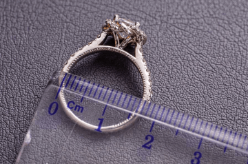 Cách đo ni nhẫn – chọn size đúng chuẩn cho mọi loại ngón tay Cách đo ni nhẫn – chọn size đúng chuẩn cho mọi loại ngón tay