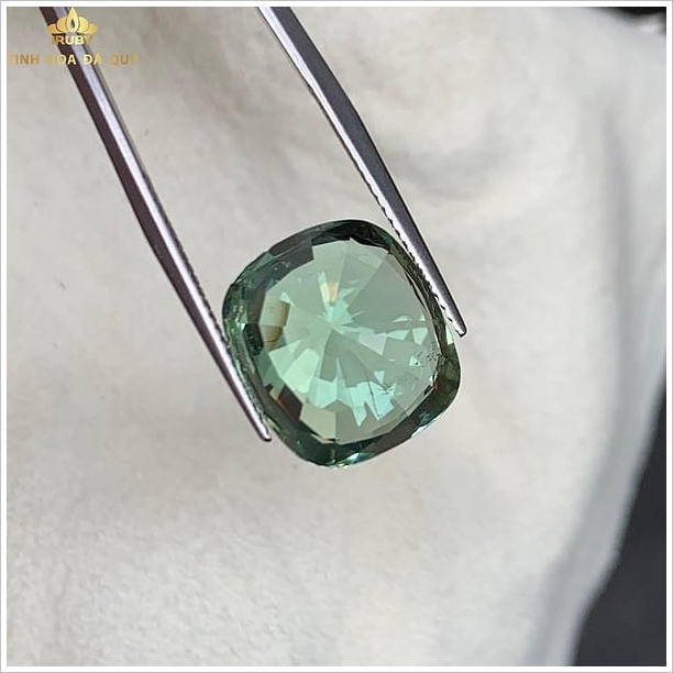 Đá Tourmaline xanh lục 11.96ct chiếu bung hình ảnh 4