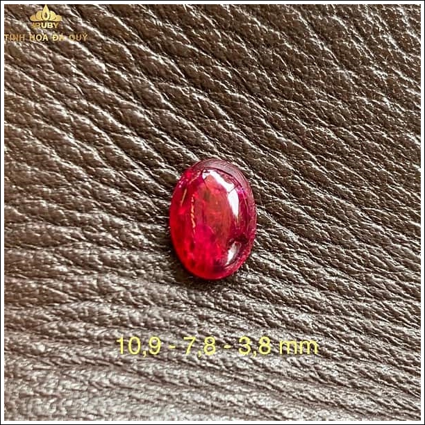 Đá Ruby đỏ huyết kính đẹp rực rỡ 3,7ct hình ảnh 4