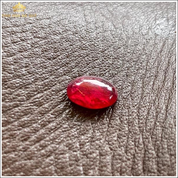 Đá Ruby đỏ huyết kính đẹp rực rỡ 3,7ct hình ảnh 3