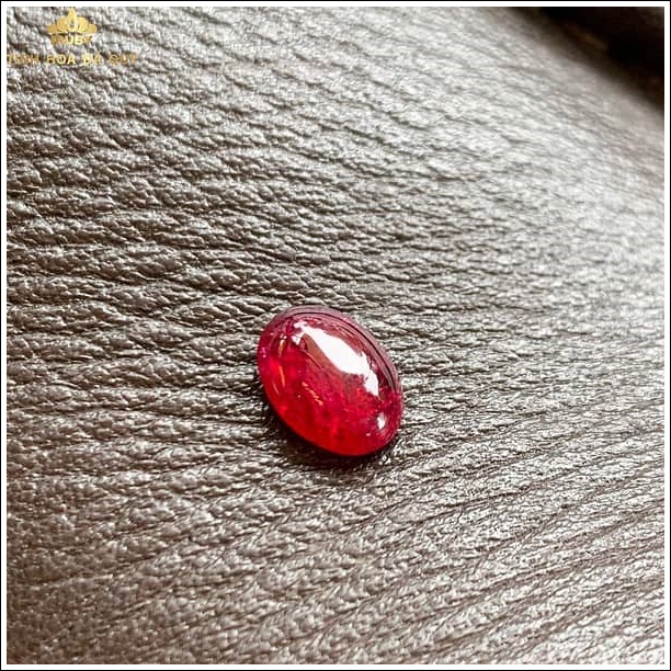 Đá Ruby đỏ huyết kính đẹp rực rỡ 3,7ct hình ảnh 2