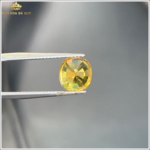 Đá Sapphire vàng lửa bung siêu đẹp 3,8ct hình ảnh 5