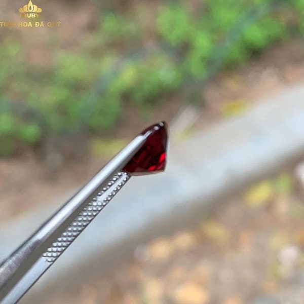 Rhodoite Garnet đỏ tiêu chuẩn quốc tế 3,15ct hình ảnh 4