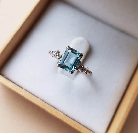 Nhẫn nữ Aquamarine đẹp tinh tế dịu dàng mang nét đẹp của tự nhiên 