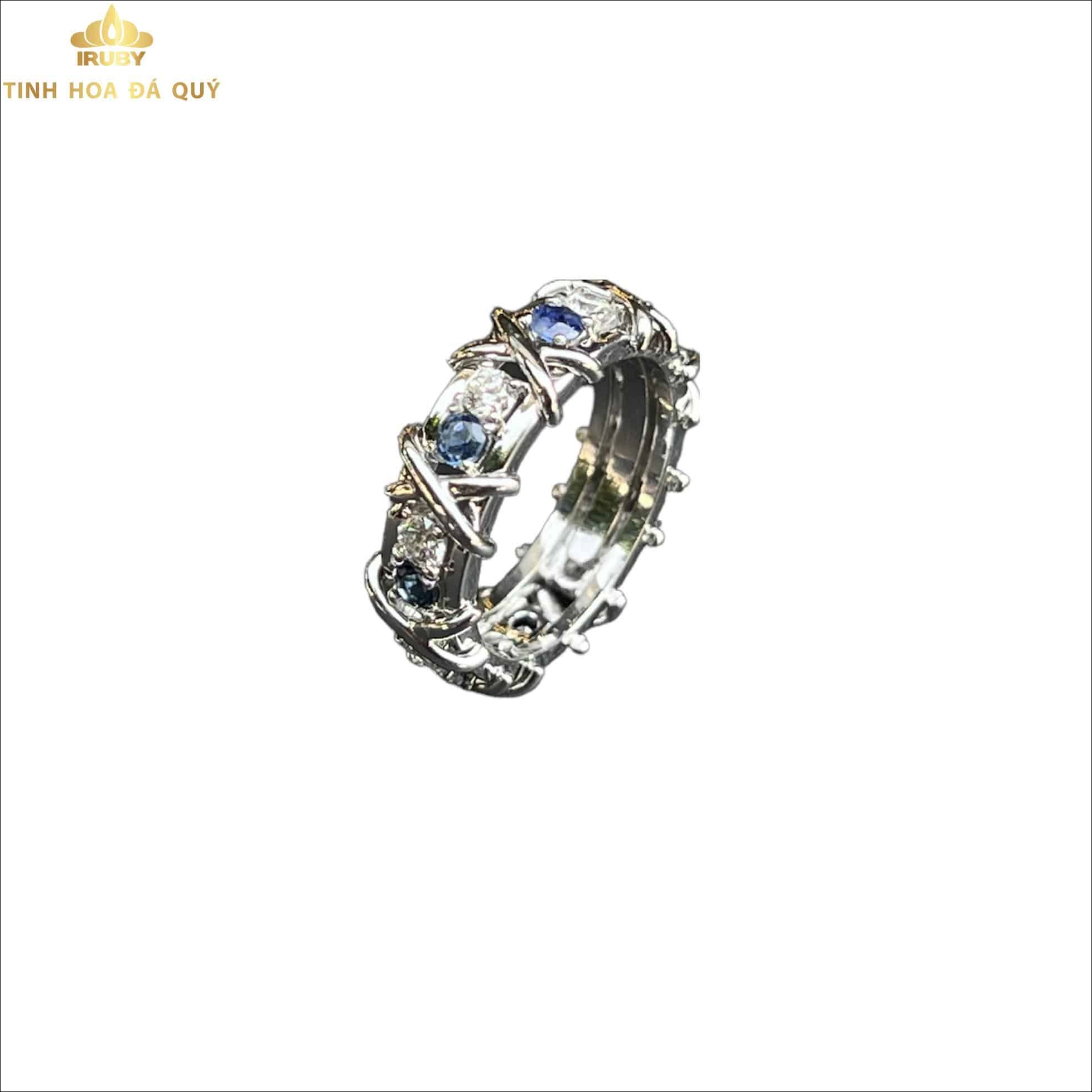 Nhẫn nữ Sapphire kết Kim Cương mẫu Tiffany 2,5ct - IRSP 221025