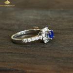 Nhẫn nữ Sapphire xanh lam nhỏ xinh đẹp sang trọng – IRSP 2212