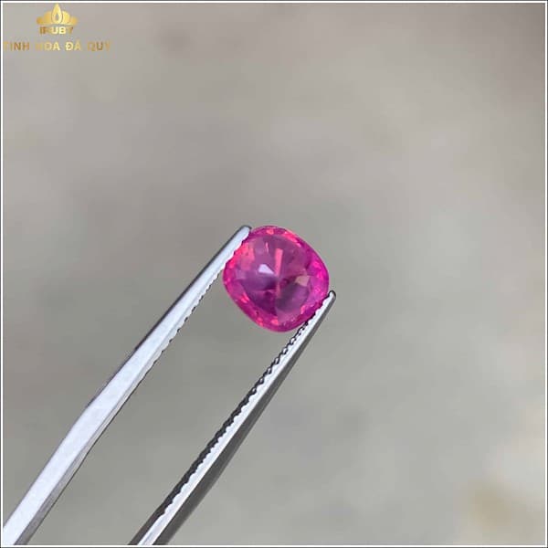 Đá Ruby Facet tự nhiên nguyên bản 1,75ct - IRRF2212175 hình ảnh 1