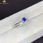 Nhẫn nữ Sapphire xanh dương nhỏ xinh – IRSA 2302135