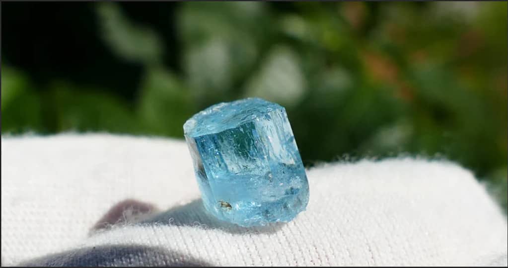 đá Aquamarine