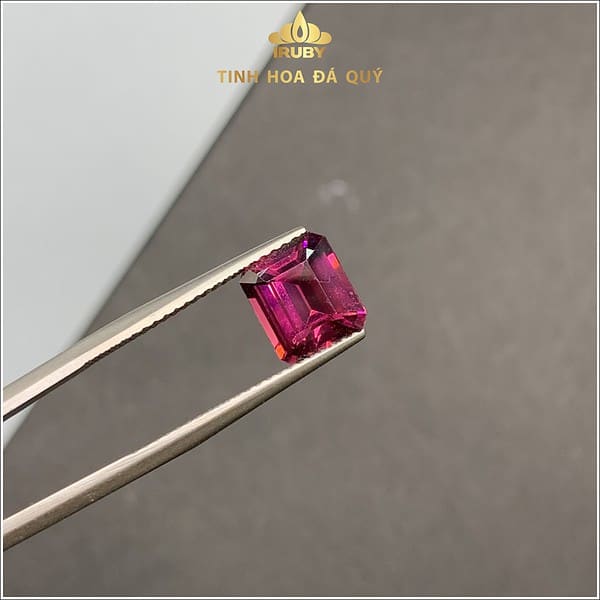 Viên Rhodolite Garnet lành sạch 2.30ct - IRGN23320 hình ảnh 1