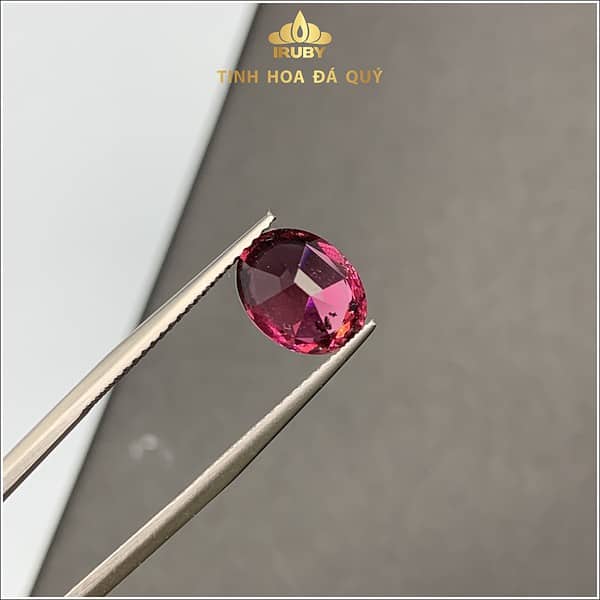 Viên Rhodolite Garnet đẹp đủ đáy 2.87ct ảnh đáy