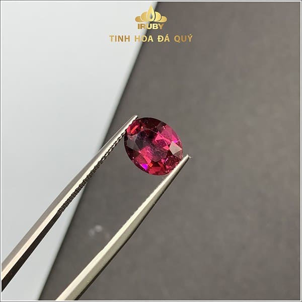 Viên Rhodolite Garnet đẹp đủ đáy 2.87ct hình ảnh