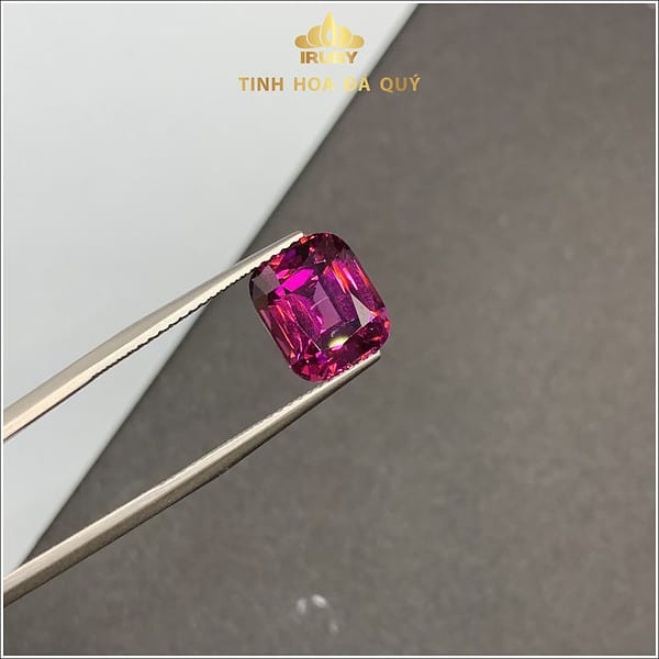 Viên Rhodolite đẹp lonh lanh 4.66ct - IRGN233466