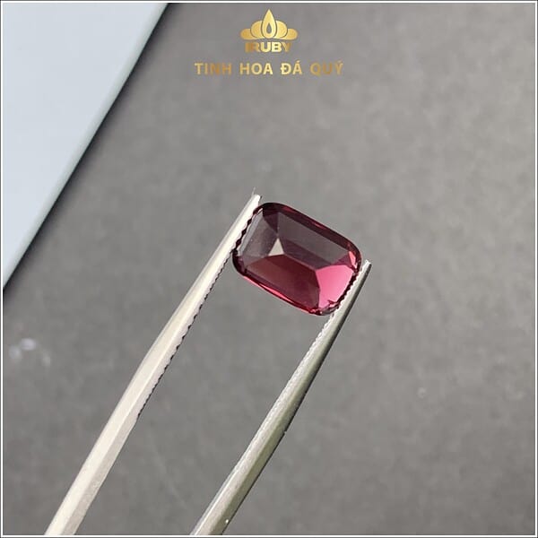 Viên Rhodolite granet đỏ thẫm 3.06ct hình ảnh 5