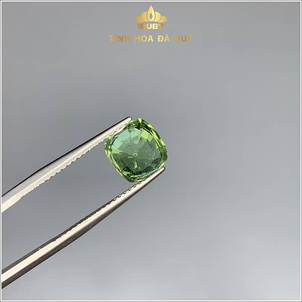 Viên Tourmaline xanh lục tươi khối tiêu chuẩn quốc tế 2.71ct - IRTM233271 hình ảnh 1