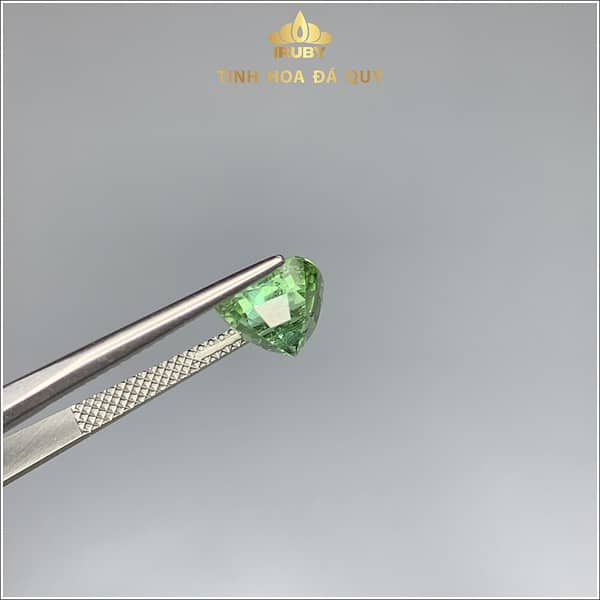 Viên Tourmaline xanh lục tươi khối tiêu chuẩn quốc tế 2.71ct - IRTM233271 hình ảnh 2