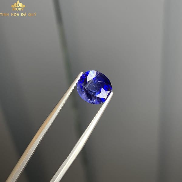 Sapphie xanh lam hoàn gia 2.26ct hình 2