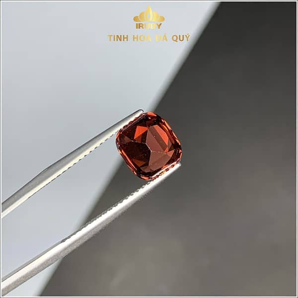 Viên Garnet màu đỏ đậm 2,85ct – IRGN 233285