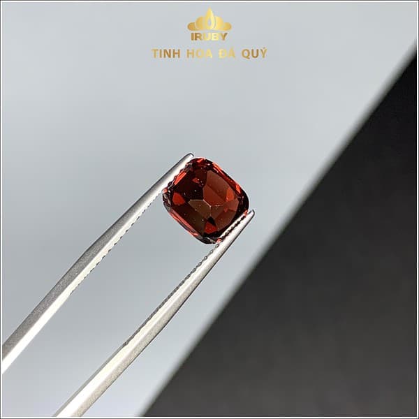 Đá Granet màu đỏ đậm 2,83ct – IRGN233283 hình ảnh 3