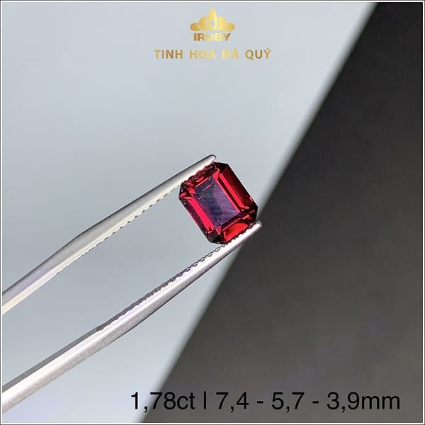 Đá Granet màu đỏ thuần 1,78ct - IRGN233178 hình ảnh 3