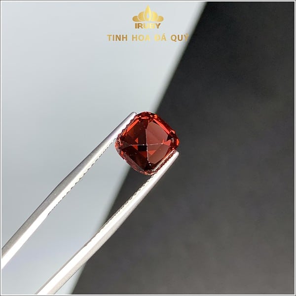 Đá Granet màu đỏ thuần 2,90ct – IRGN233290 hình ảnh 1