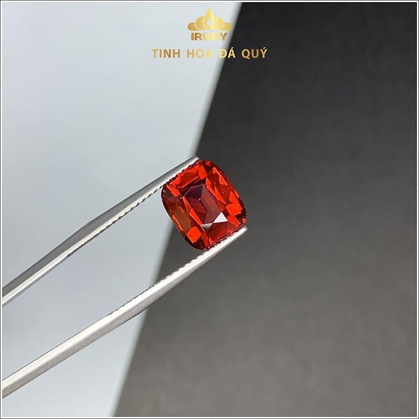 Đá Granet màu đỏ thuần đẹp 3,52ct – IRGN233352 hình ảnh 2