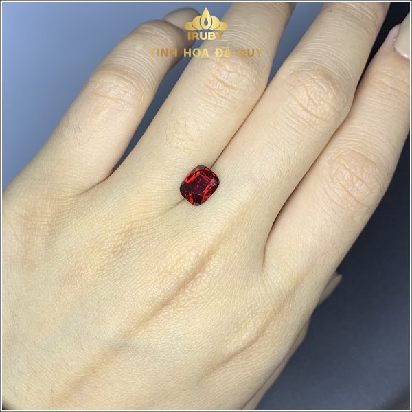 Viên Garnet 2.95ct màu đỏ thuần đẹp tự nhiên hình ảnh 1