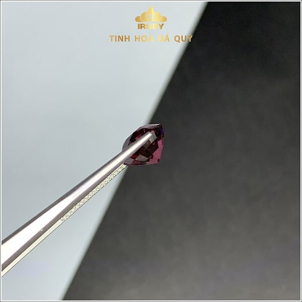 Viên Garnet 4.12ct màu đỏ tím hình ảnh 1