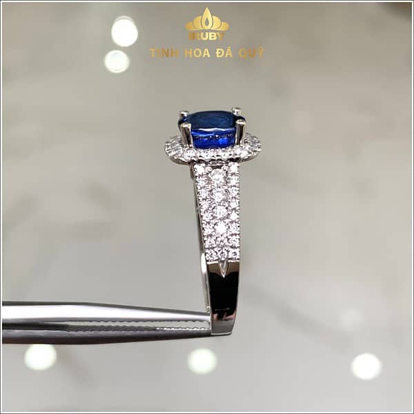 Nhẫn nữ Sapphire xanh lam hoàng gia 1.86ct - IRSP235186 hình ảnh 2