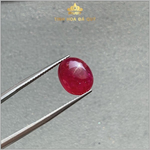 Viên Ruby cabachon Lục Yên 6,83ct chiếu đẹp toàn viên