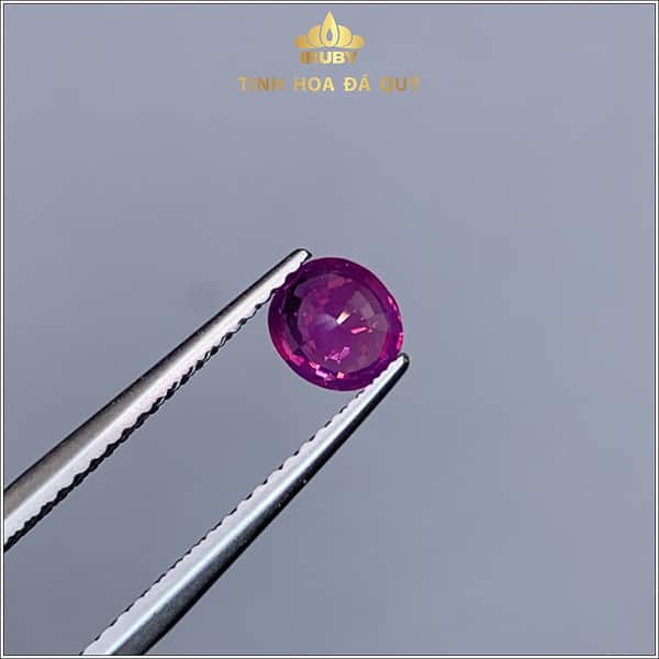 Viên Ruby facet Lục Yên màu cháo đồng 0,70ct - IRRB 23507 hình ảnh 4