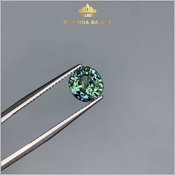 Viên Sapphire màu xanh lục lam 2,29ct - màu xanh lục sáng đẹp long lanh