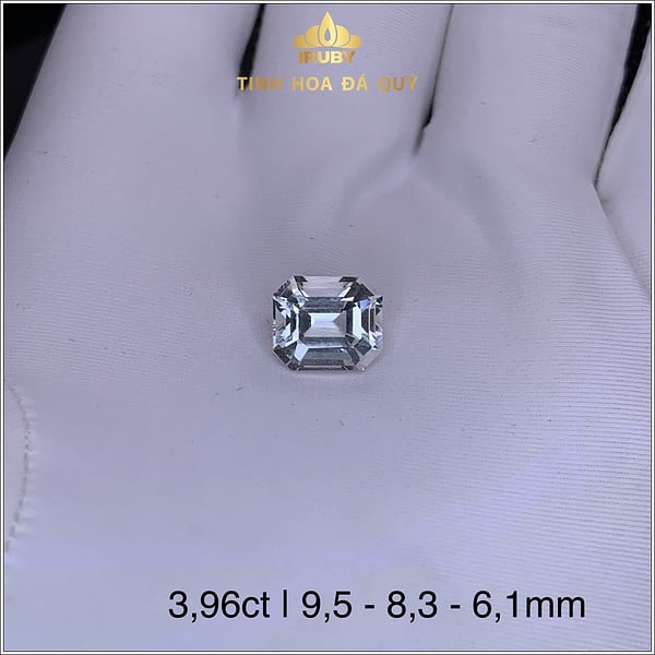 Đá Topaz màu trắng tinh khiết 3,96ct - IRTP 234396 hình ảnh