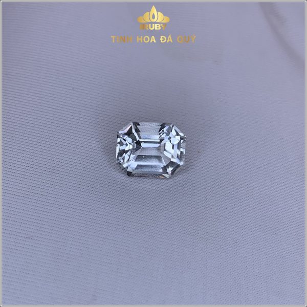 Đá Topaz tự nhiên màu trắng tinh khiết 3,10ct